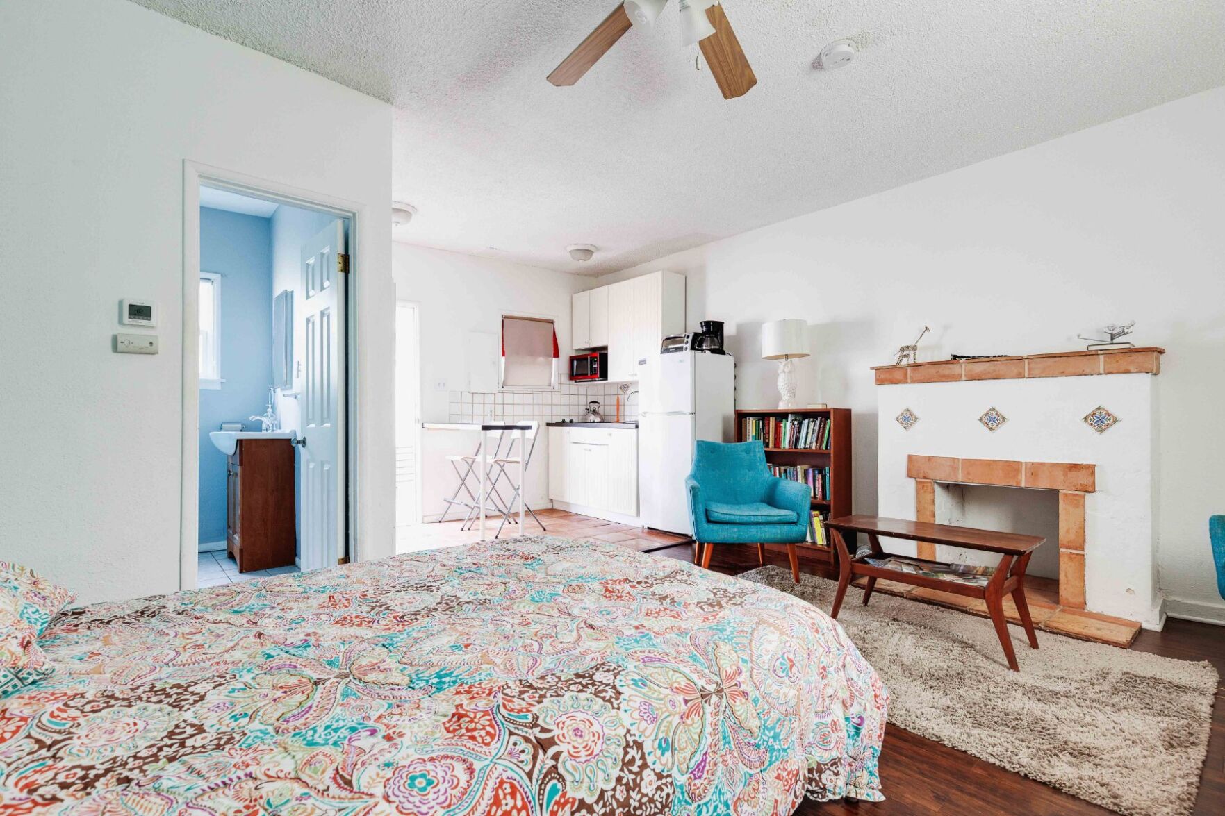 6215_outlook_ave_mls33.jpg